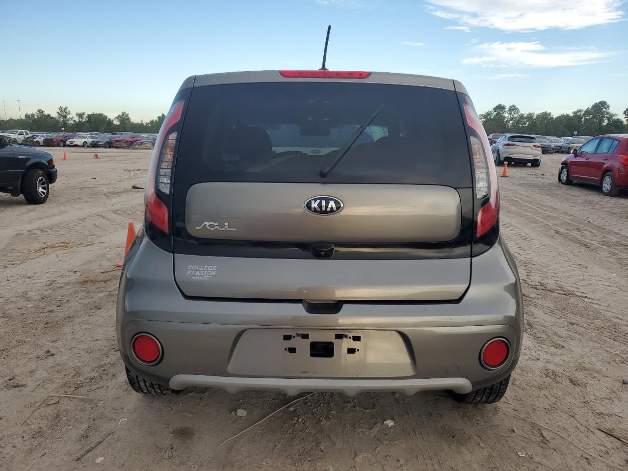 2019 Kia Soul + VIN: KNDJP3A5XK7009164 Lot: 68545264