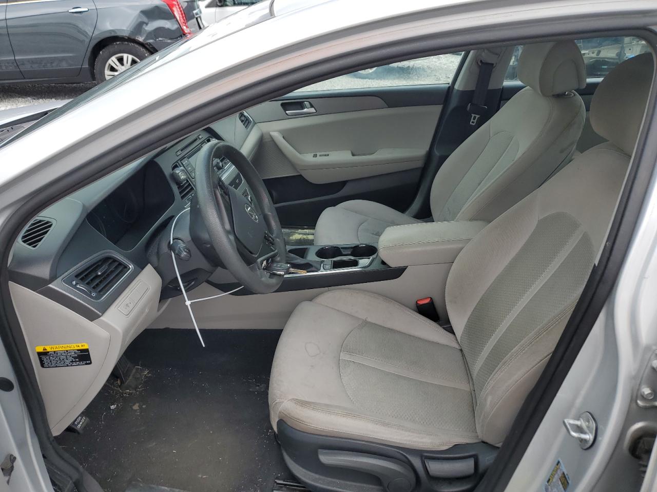 2015 Hyundai Sonata - Image 7