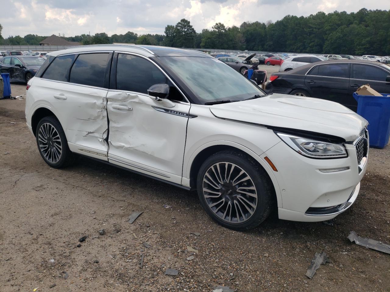2020 Lincoln Corsair - Image 4