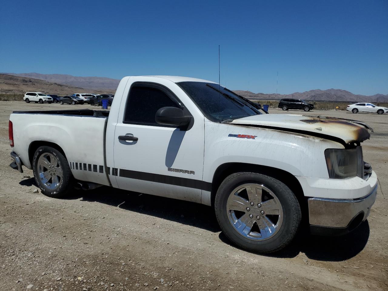 2011 GMC Sierra - Image 4
