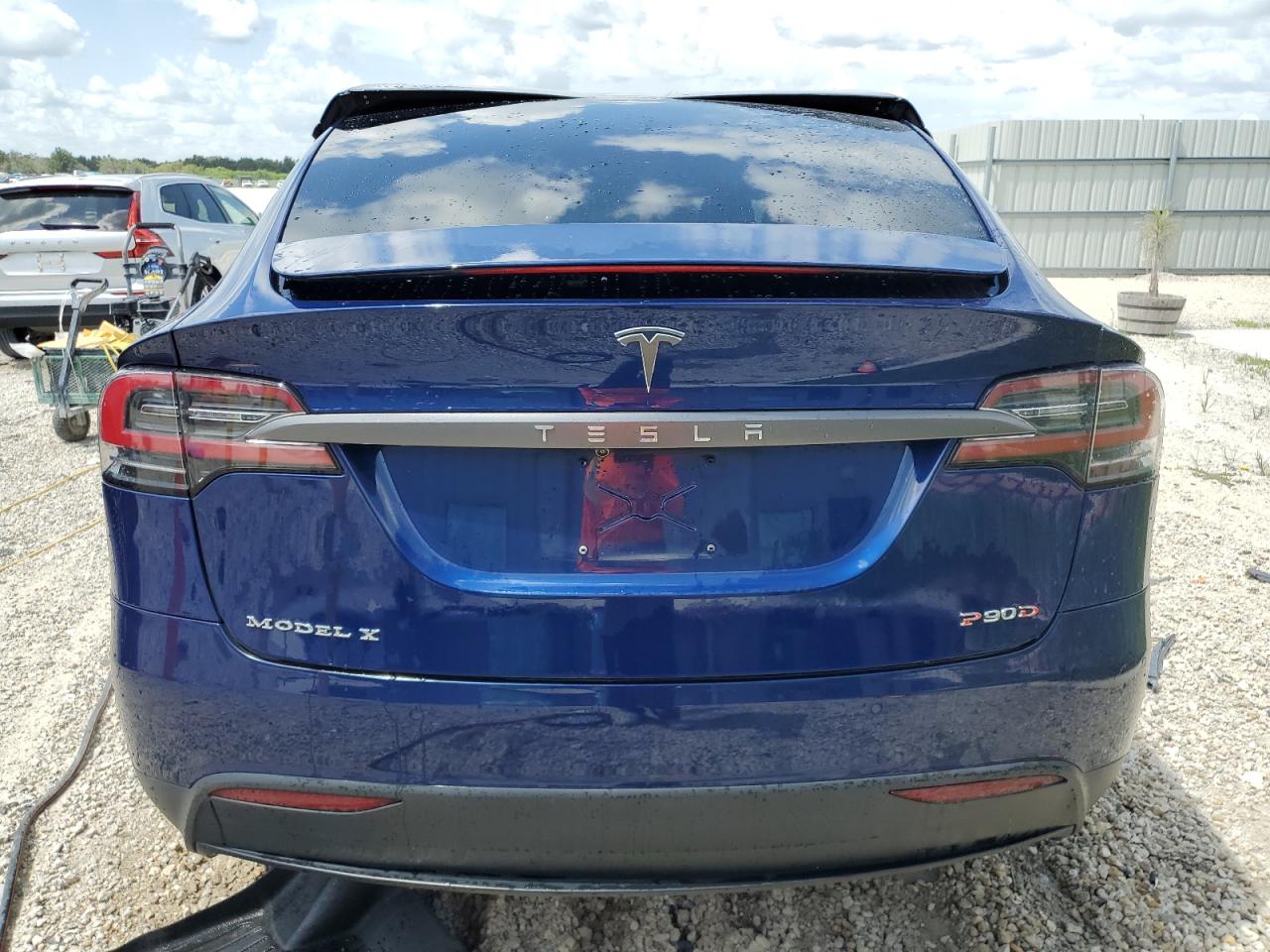 2016 Tesla Model X VIN: 5YJXCBE43GF012183 Lot: 66699274