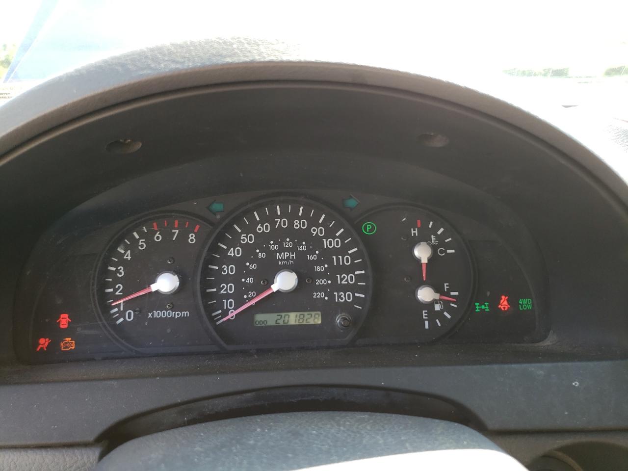 2003 Kia Sorento Ex VIN: KNDJC733935057315 Lot: 67390044