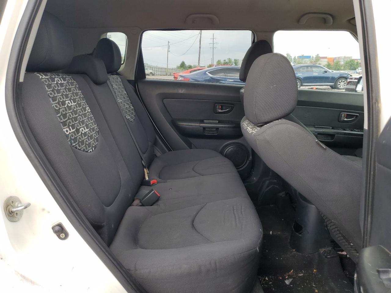 2011 Kia Soul + VIN: KNDJT2A24B7711265 Lot: 67772174