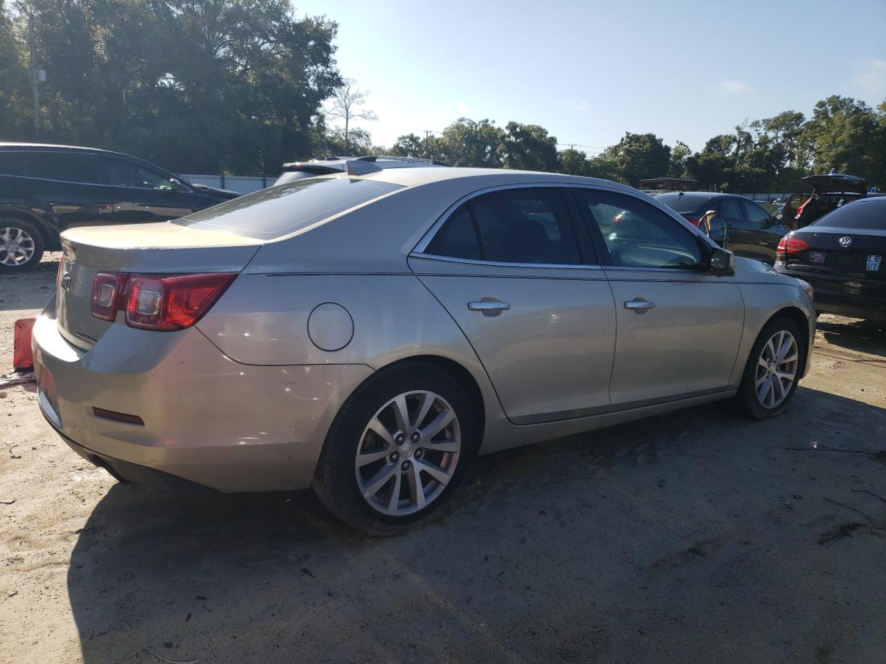 2015 Chevrolet Malibu - Image 3