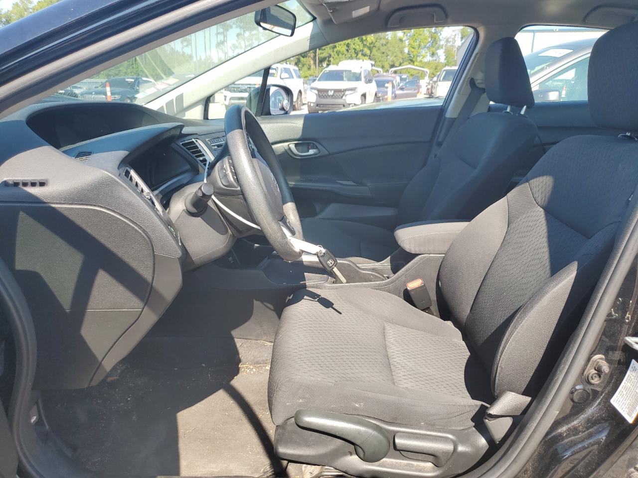 19XFB2F57FE256638 2015 Honda Civic Lx