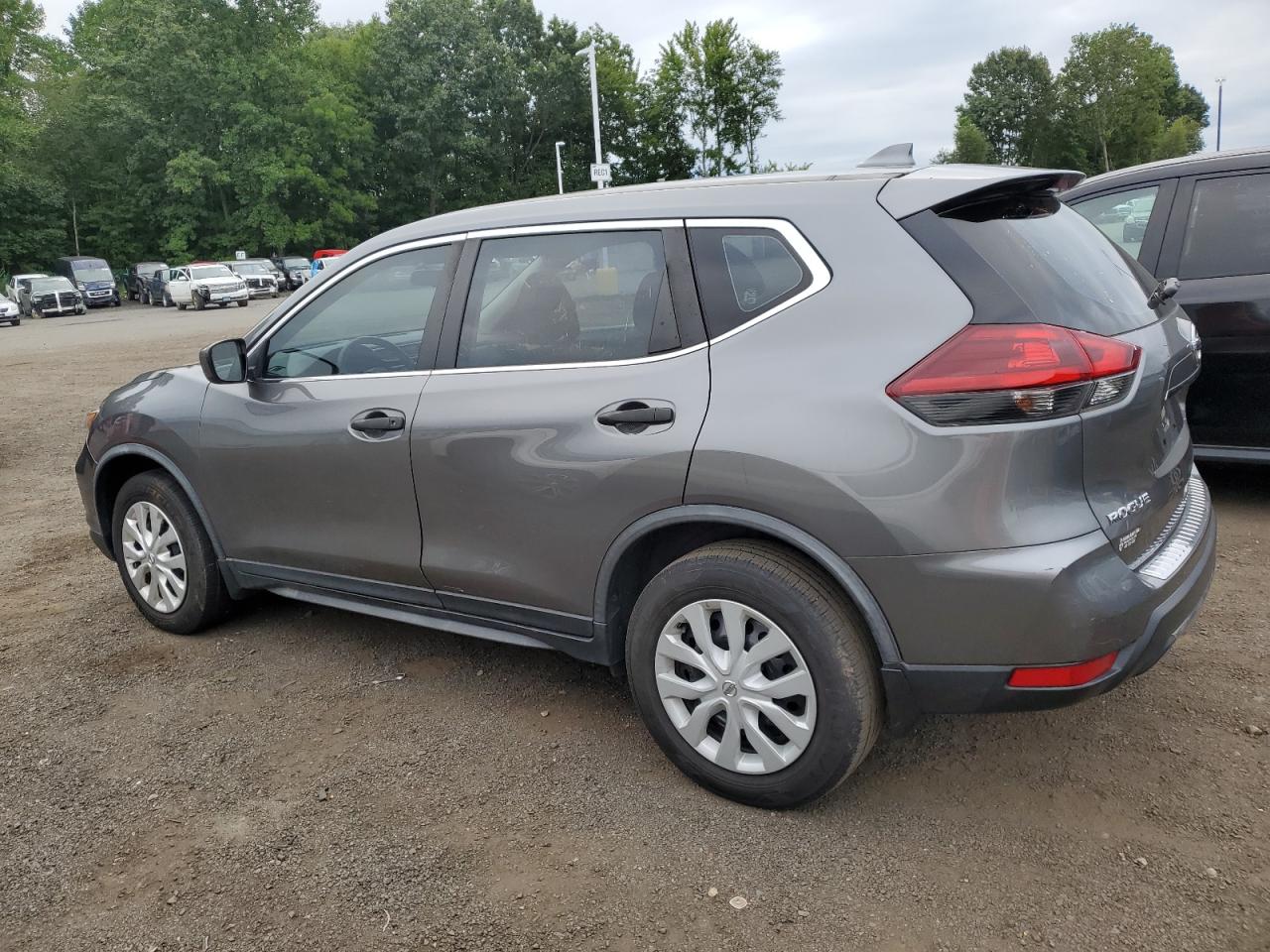 2018 Nissan Rogue S VIN: JN8AT2MV3JW330330 Lot: 69740014