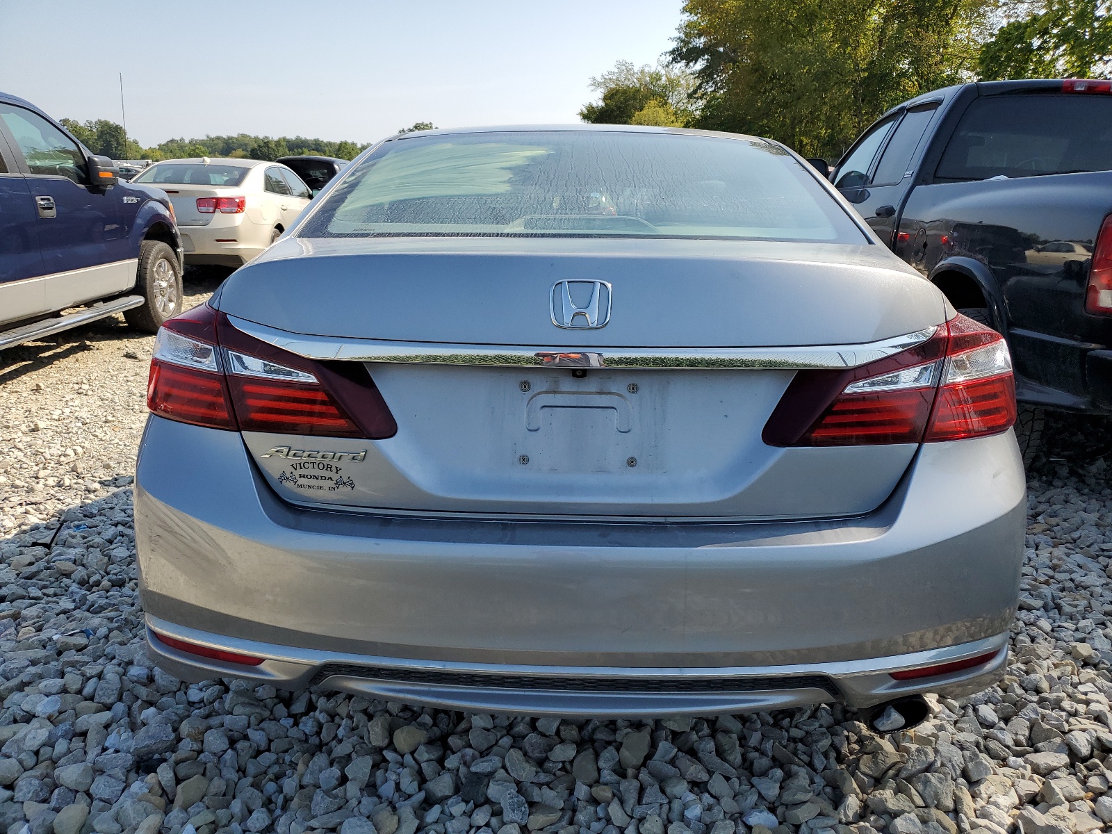 1HGCR2F36HA273127 2017 Honda Accord Lx