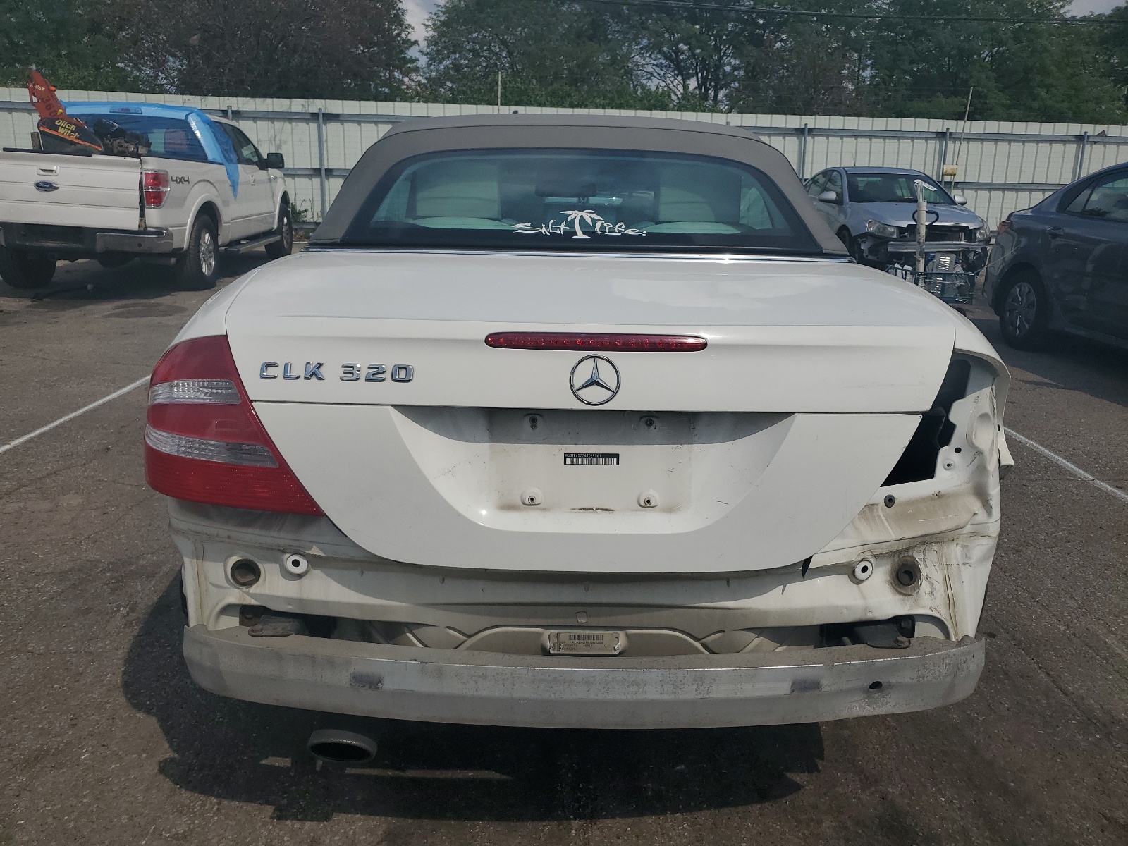 WDBTK65G34T029561 2004 Mercedes-Benz Clk 320