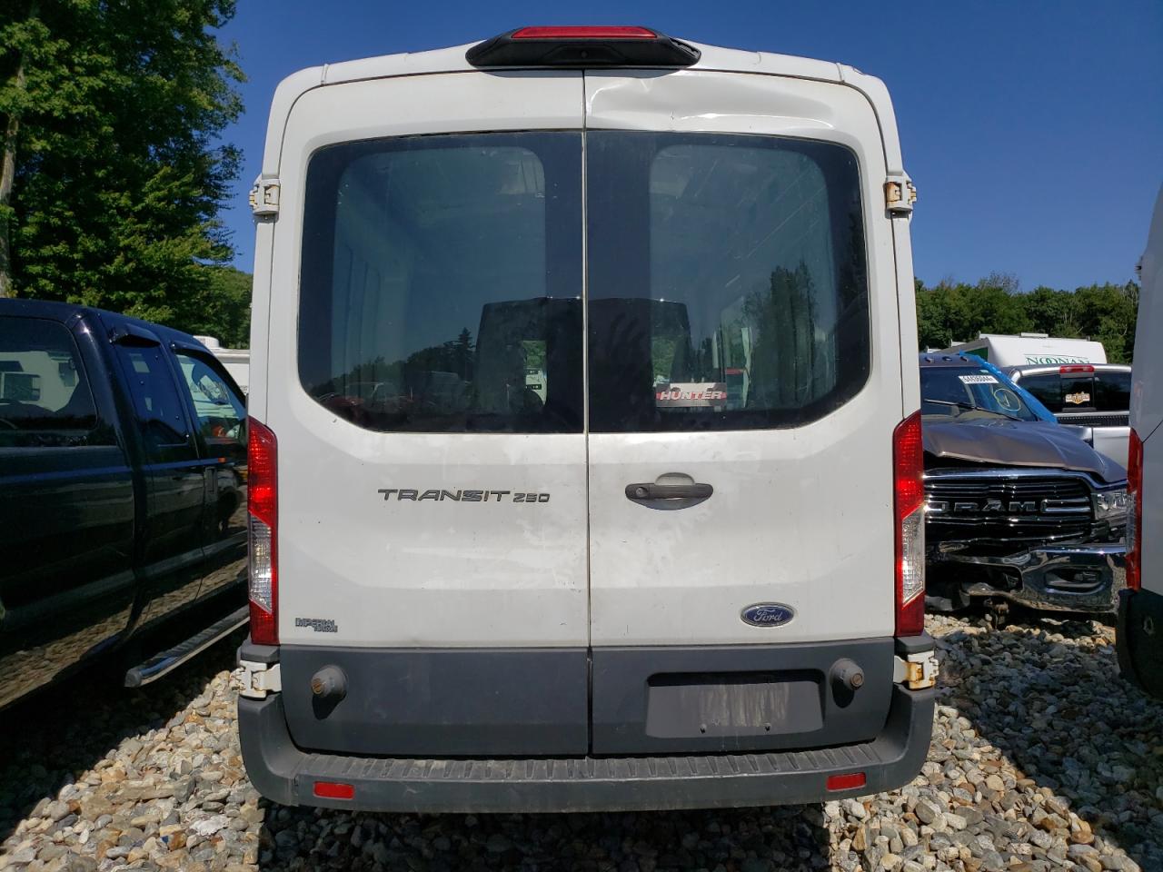 2018 Ford Transit T-250 VIN: 1FTYR2CM6JKA06460 Lot: 68195624