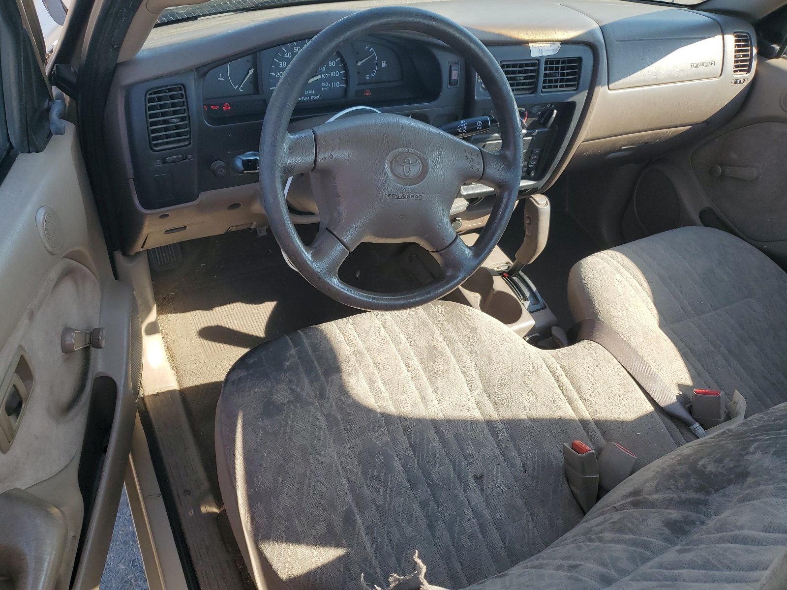 5TENL42N42Z059732 2002 Toyota Tacoma