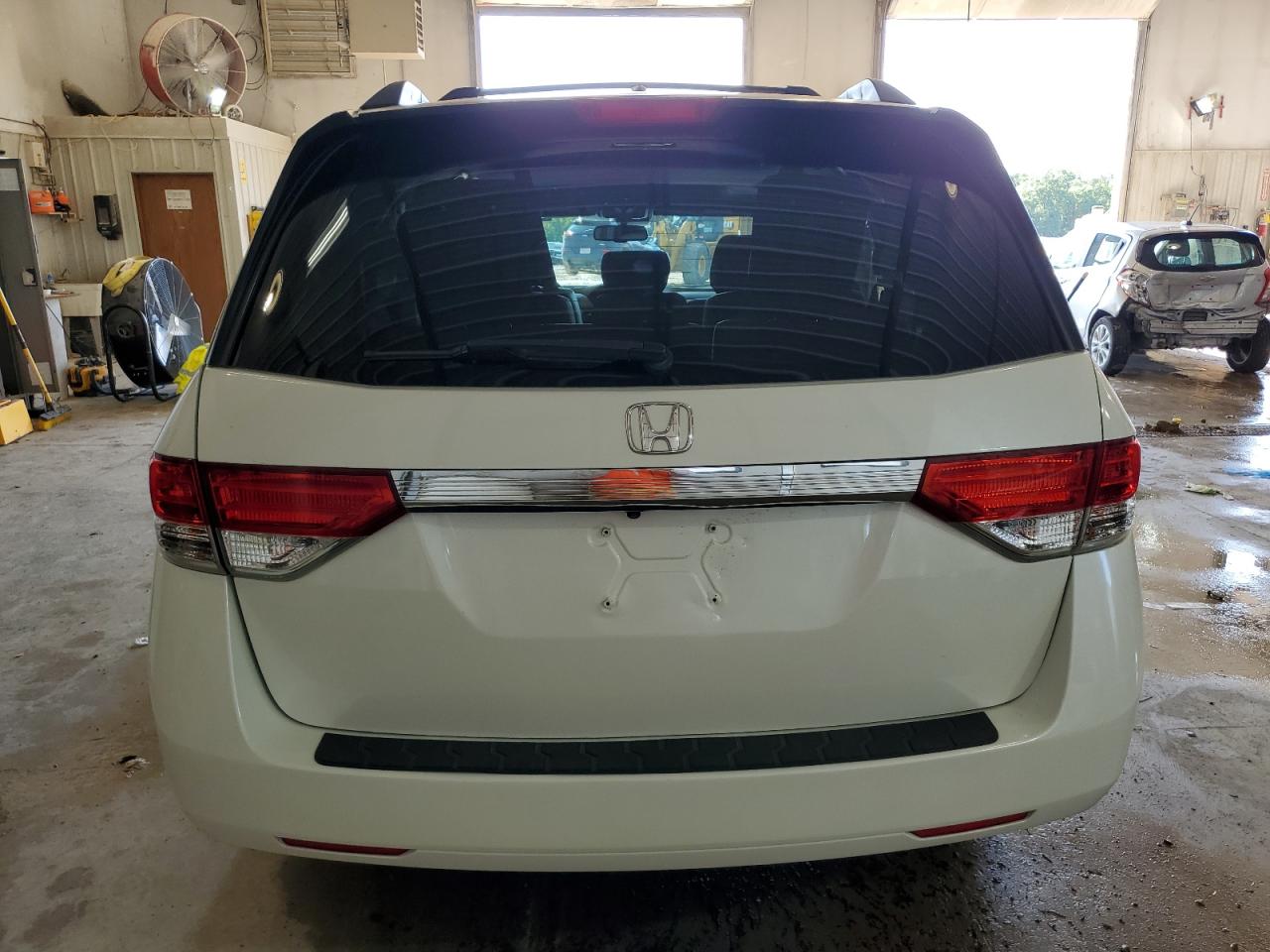 5FNRL5H60GB135267 2016 Honda Odyssey Exl