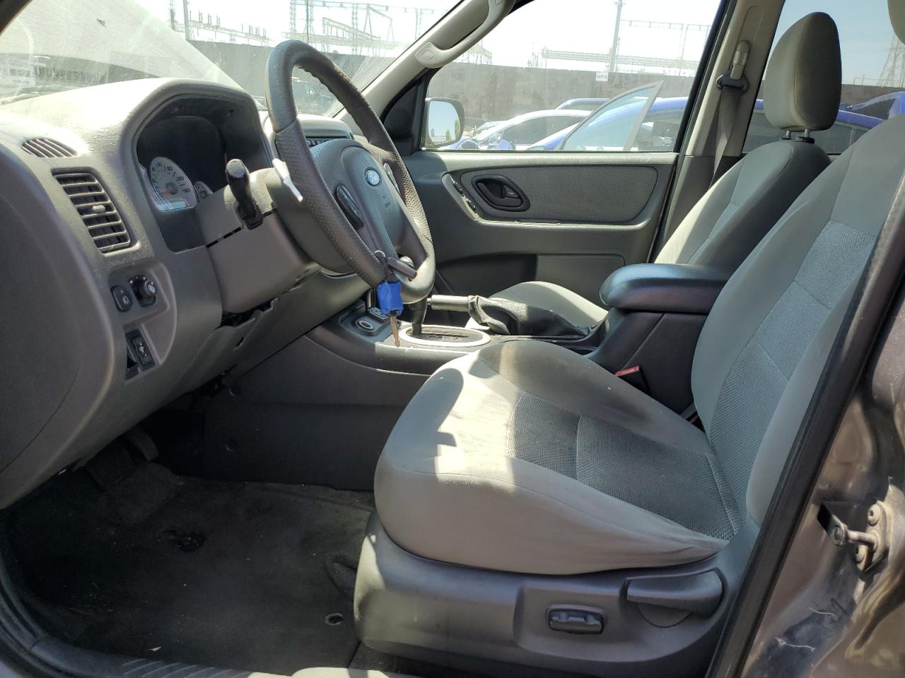 2005 Ford Escape Hev VIN: 1FMCU95H35KC95221 Lot: 67789924