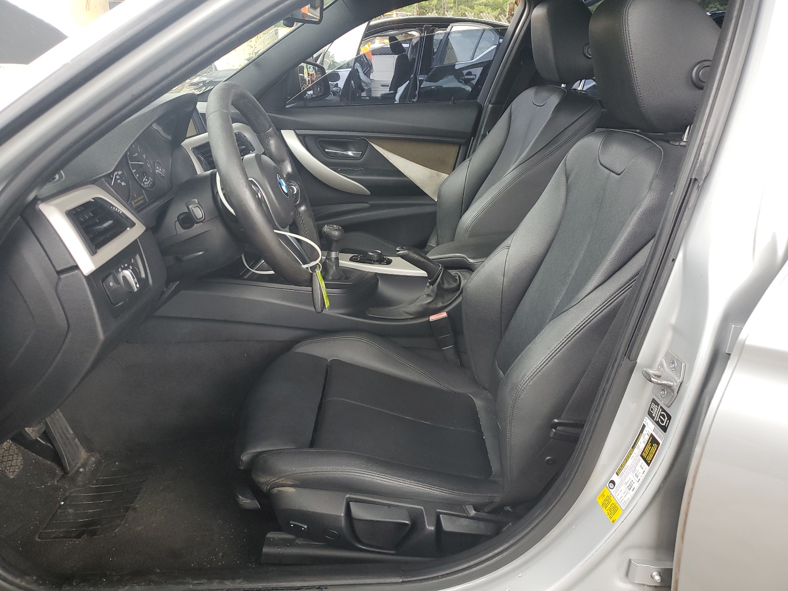 2014 BMW 320 I vin: WBA3B1C51EPE14522