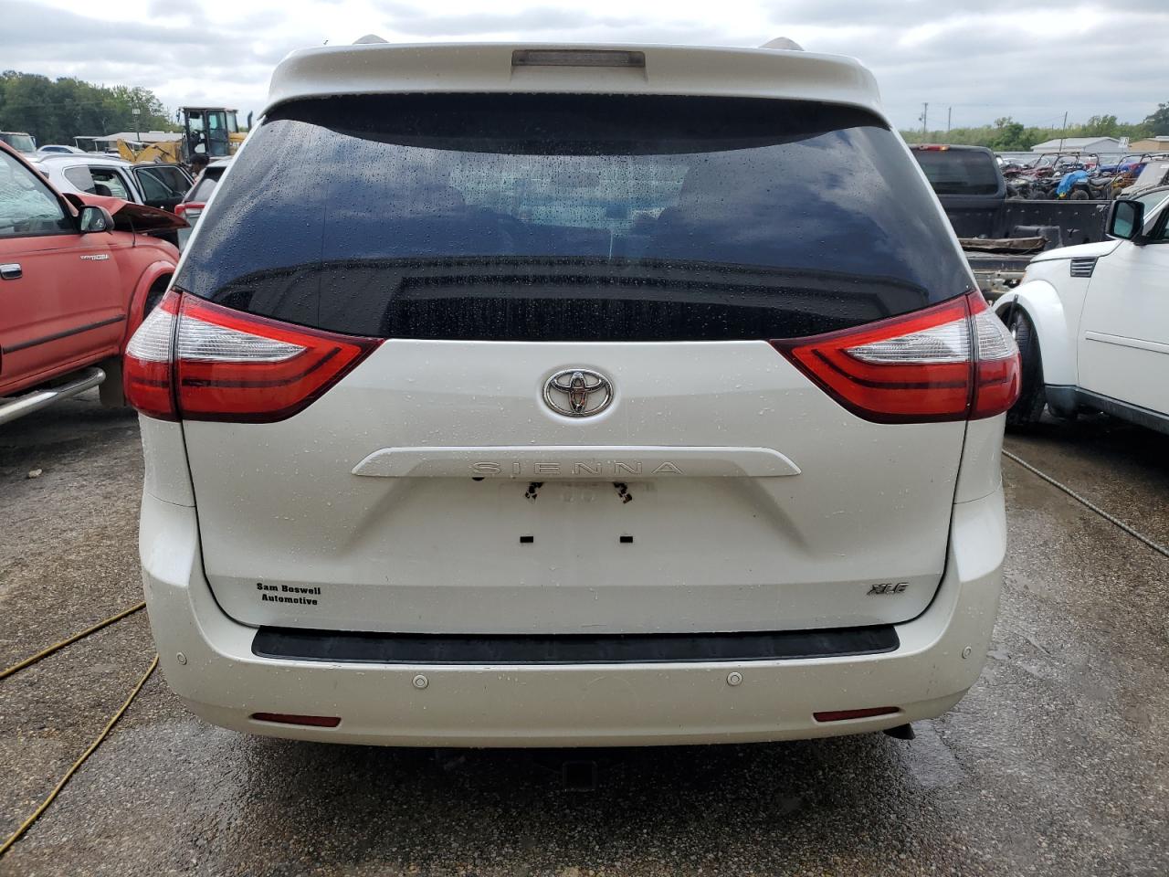 2016 Toyota Sienna Xle VIN: 5TDYK3DC4GS718418 Lot: 68544534