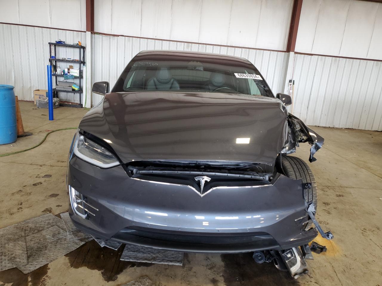 2019 Tesla Model X VIN: 5YJXCBE2XKF211366 Lot: 68635934