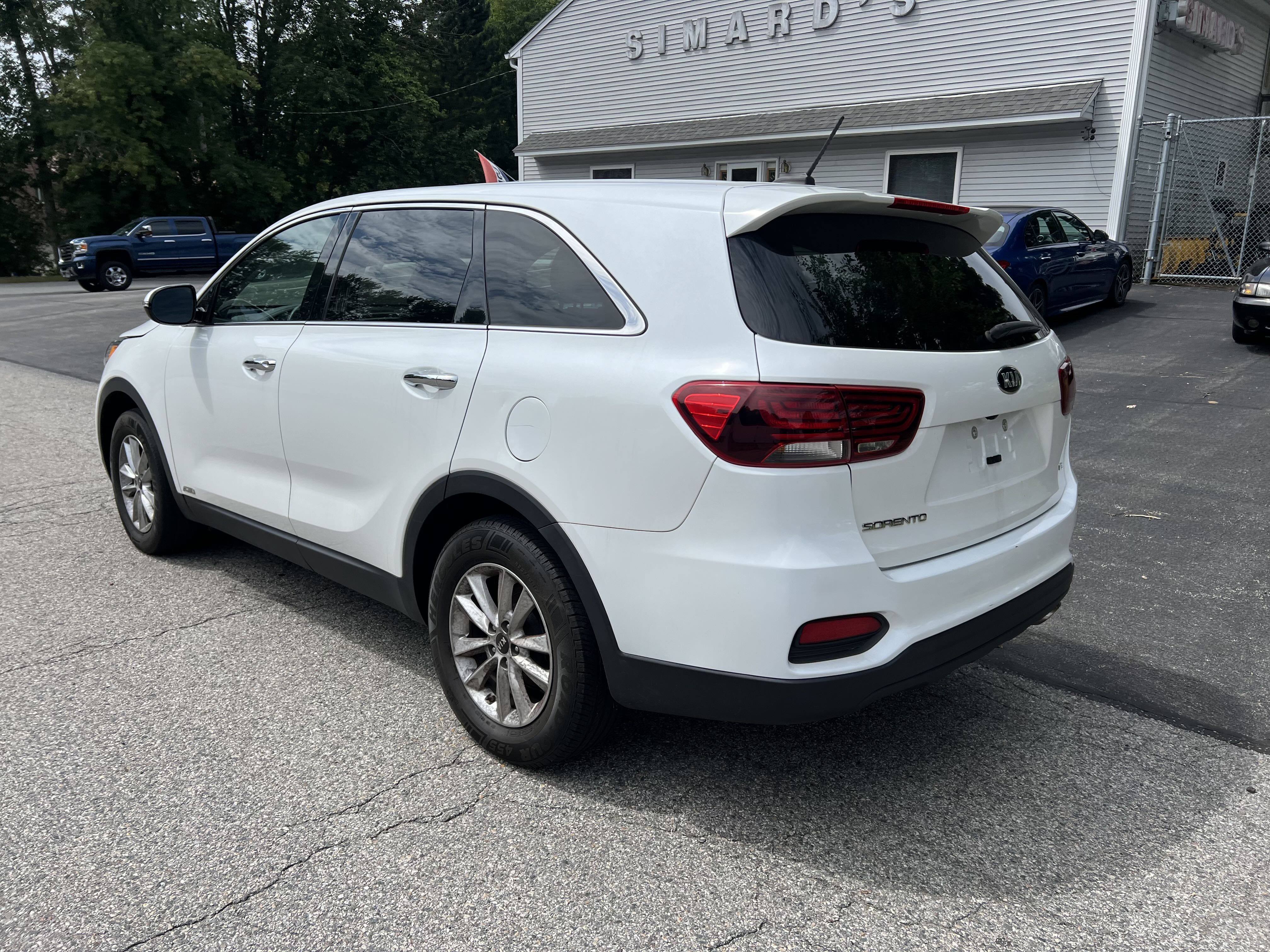 2020 Kia Sorento S vin: 5XYPGDA57LG613727