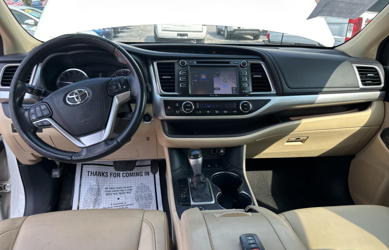 2015 Toyota Highlander Xle VIN: 5TDJKRFH9FS221263 Lot: 67855254