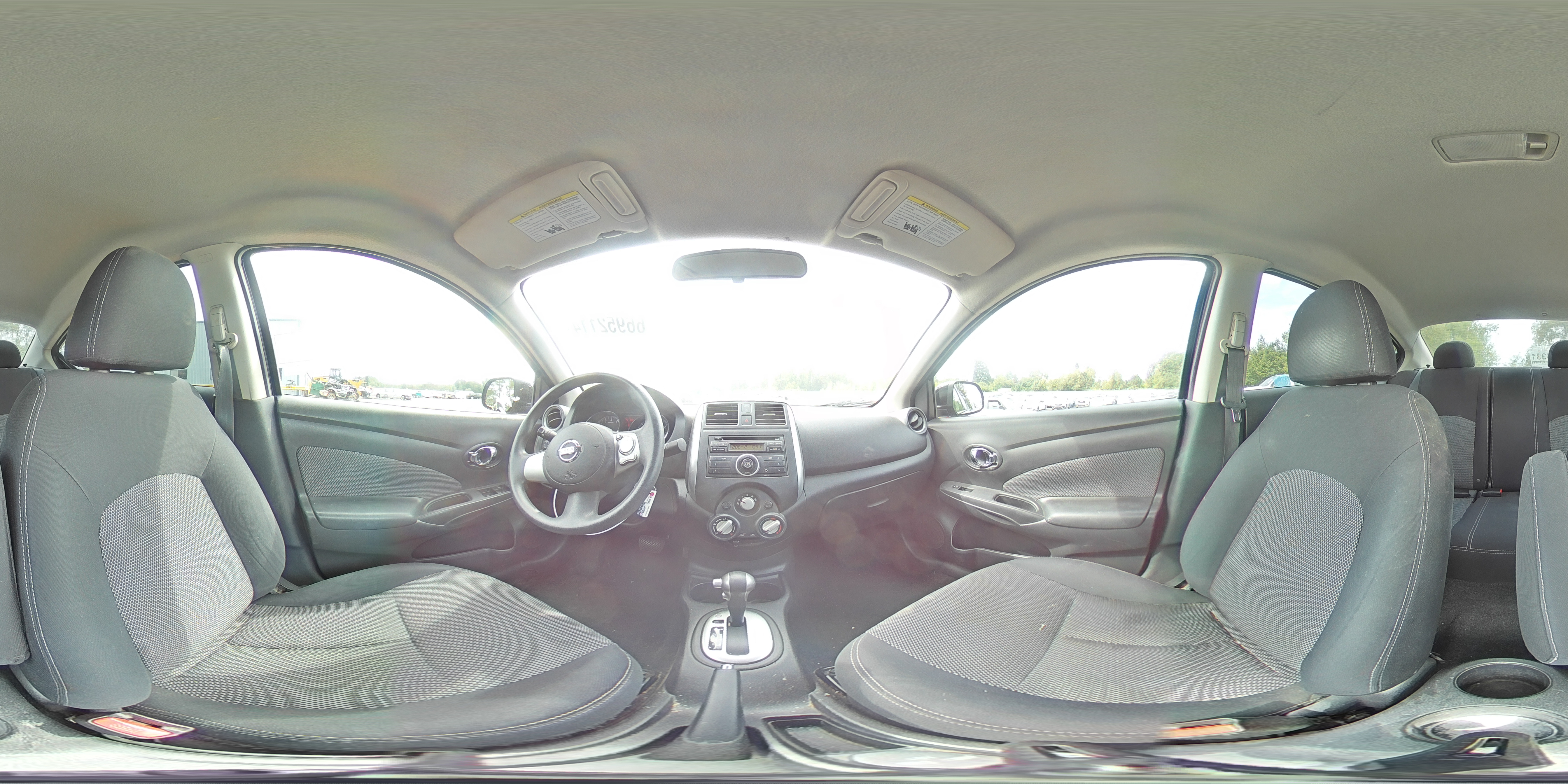 2014 Nissan Versa - Image 13