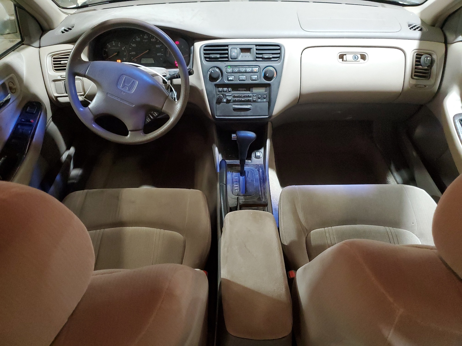 1HGCG6692YA083164 2000 Honda Accord Se