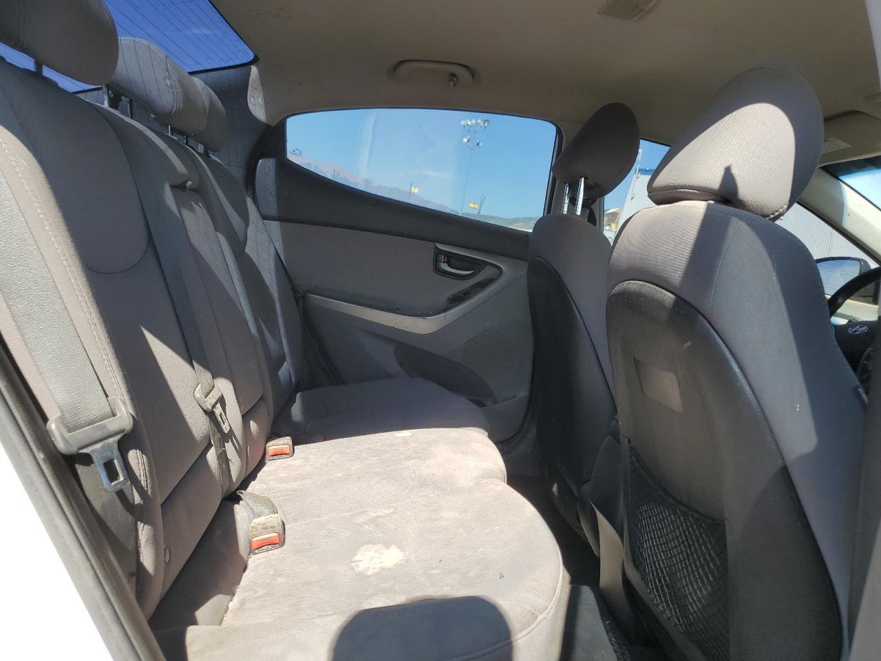 2016 Hyundai Elantra Se VIN: 5NPDH4AE1GH741671 Lot: 66360034