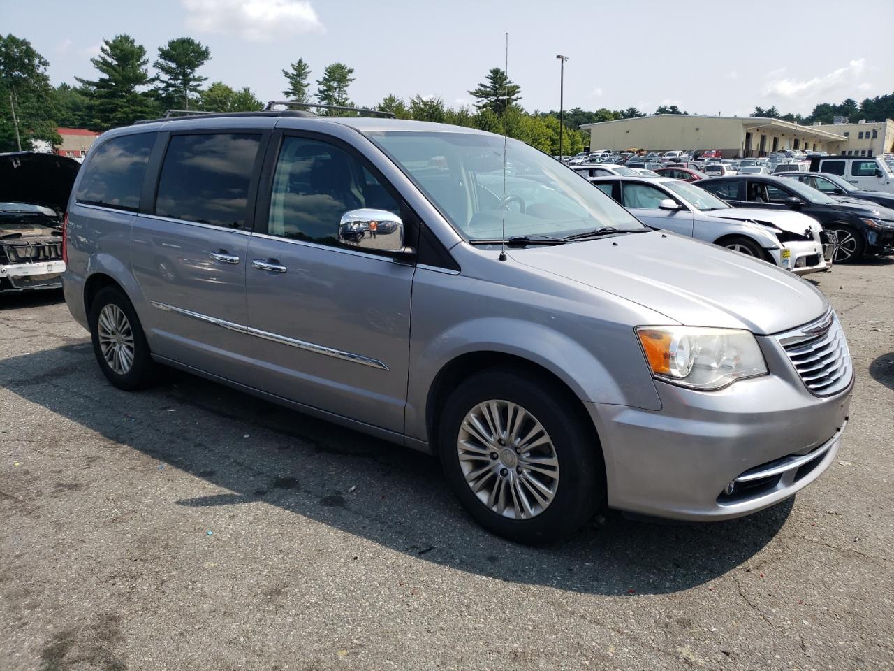 2013 Chrysler Town & Country Touring L VIN: 2C4RC1CG7DR650808 Lot: 66784664