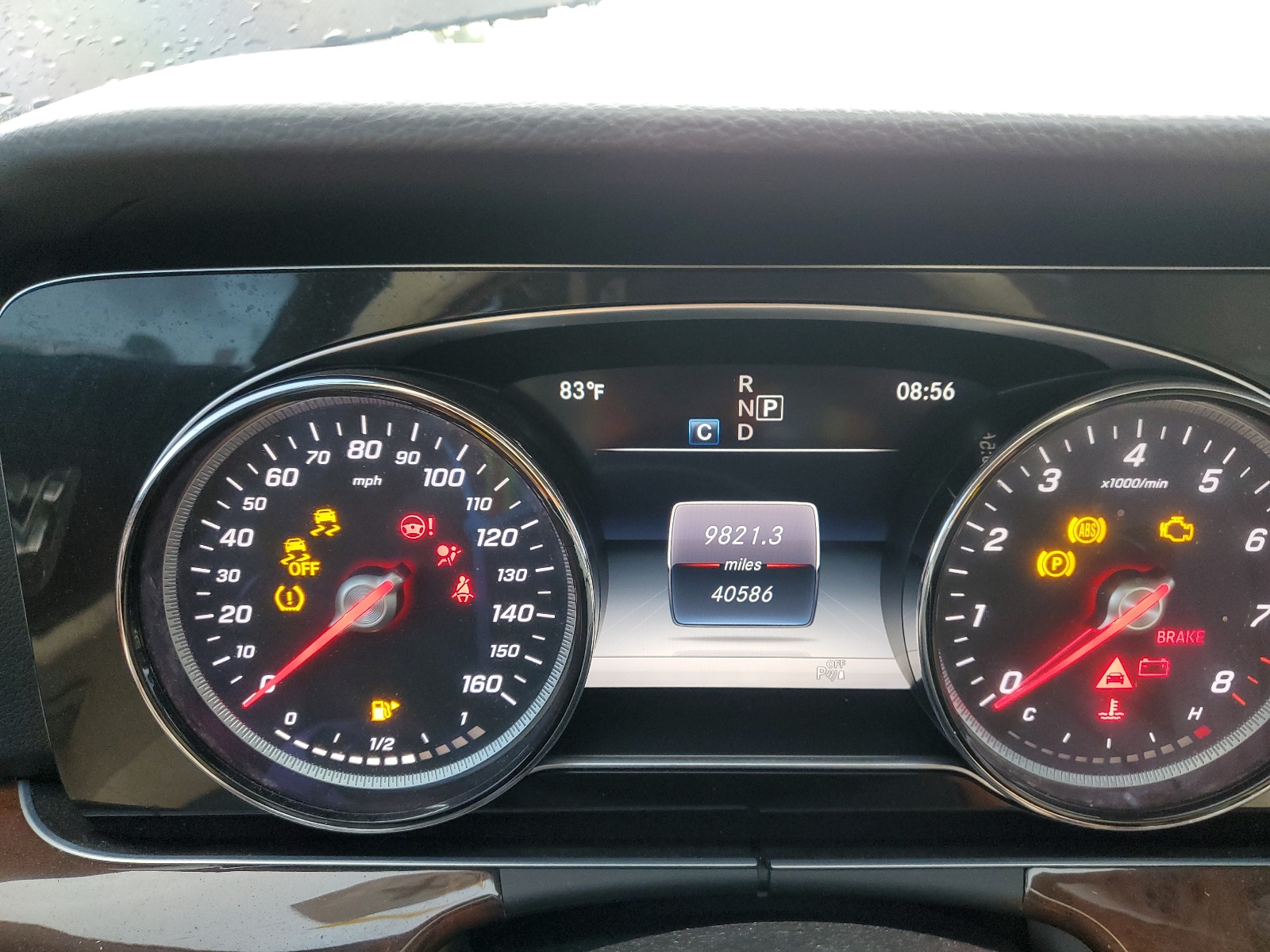 WDDZF6GB6JA389261 2018 Mercedes-Benz E 400 4Matic