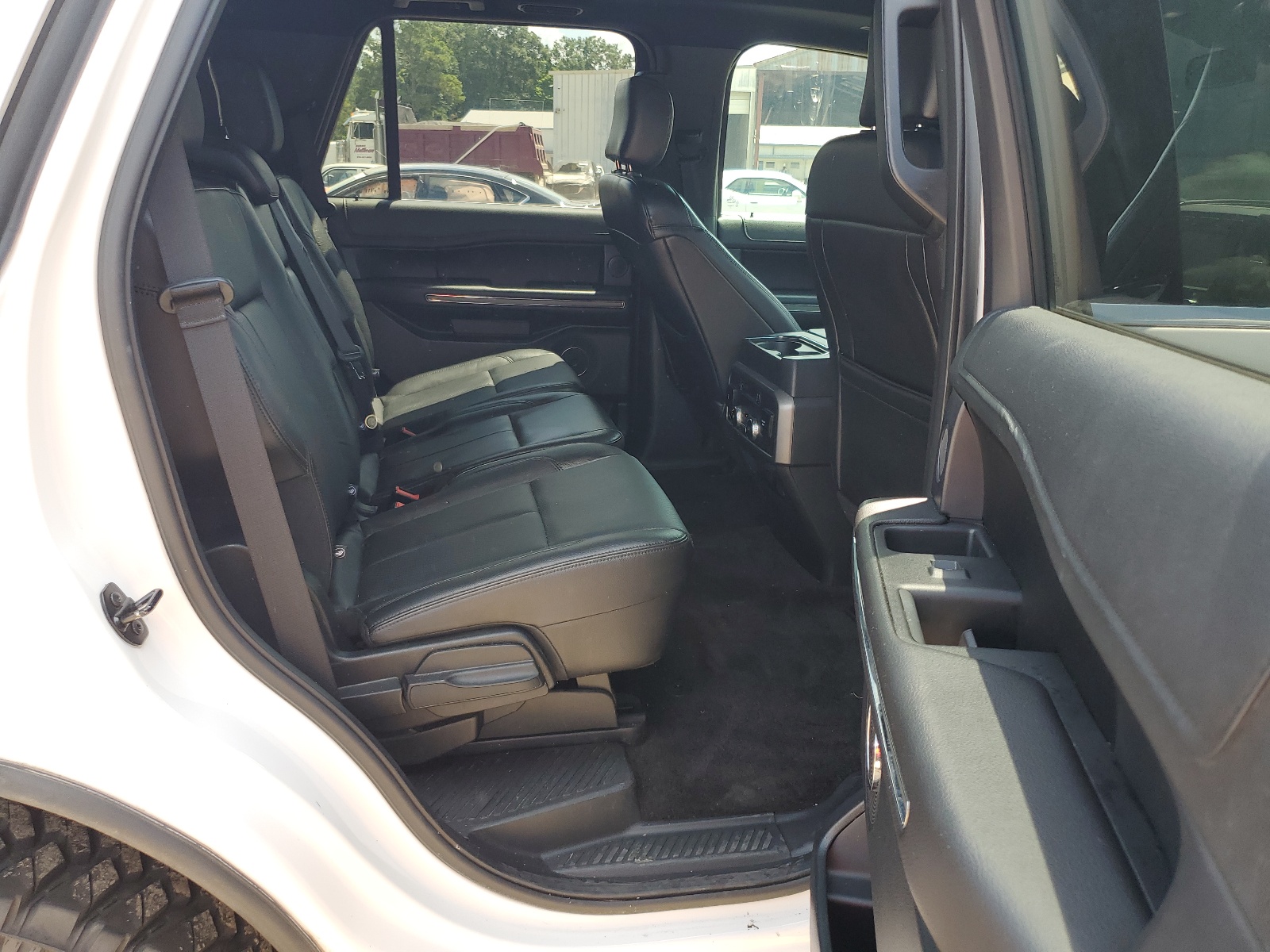 1FMJU1JT3JEA48454 2018 Ford Expedition Xlt