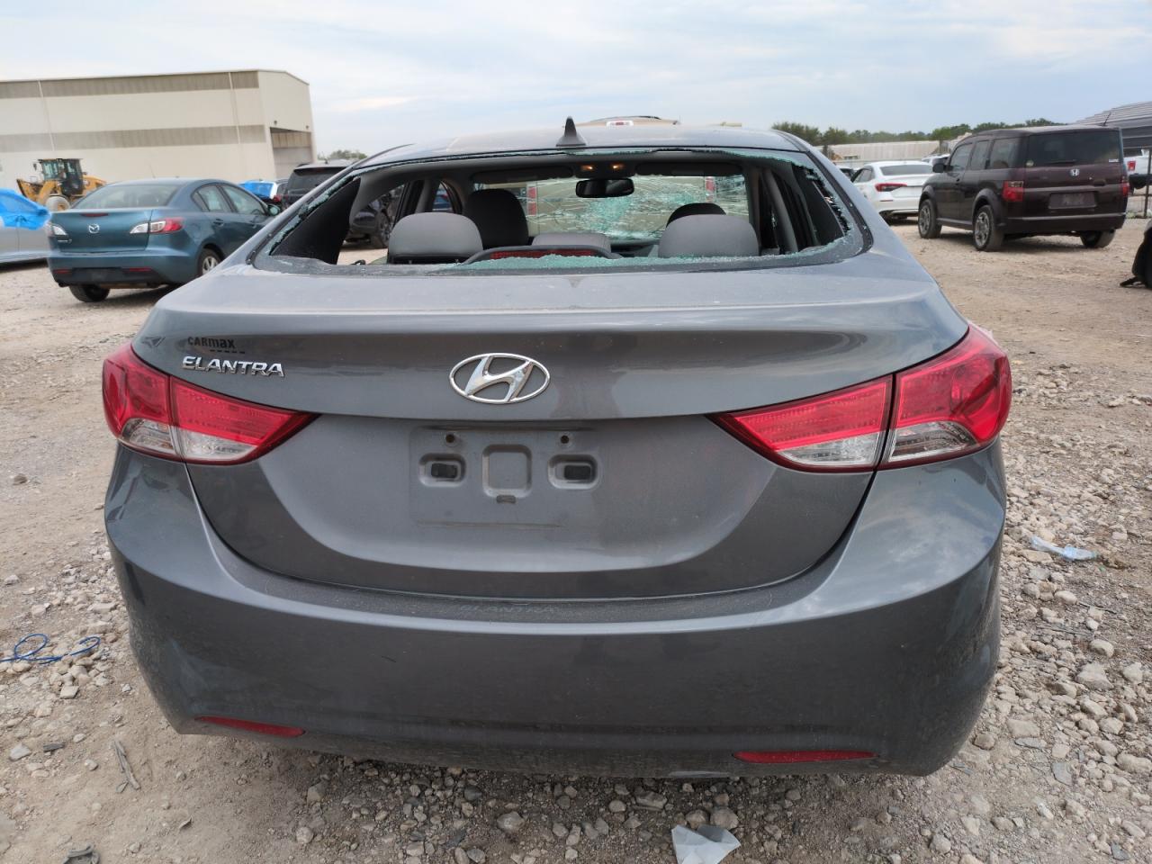 5NPDH4AE1BH061410 2011 Hyundai Elantra Gls