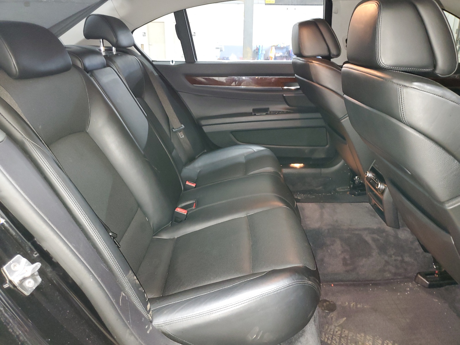 WBAKB8C5XBC852024 2011 BMW 750 Li