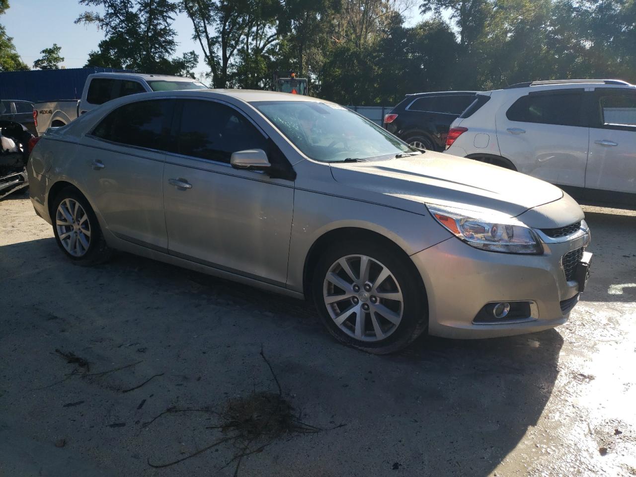 2015 Chevrolet Malibu - Image 4