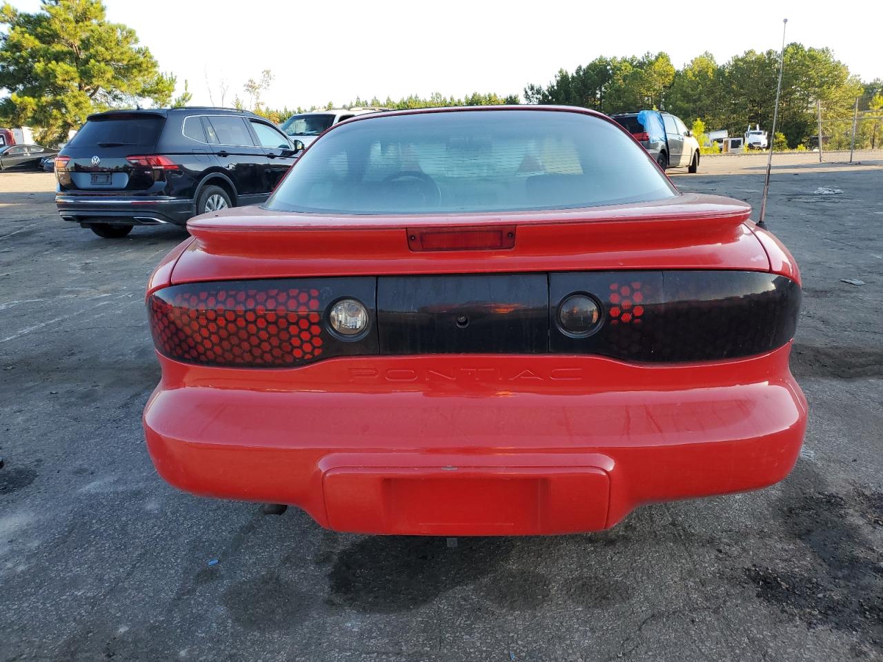 1998 Pontiac Firebird VIN: 2G2FS22K2W2232495 Lot: 69049614