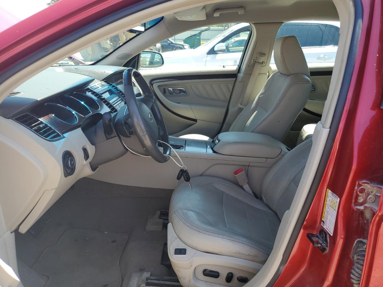 2010 Ford Taurus Limited VIN: 1FAHP2FW3AG121187 Lot: 66091574