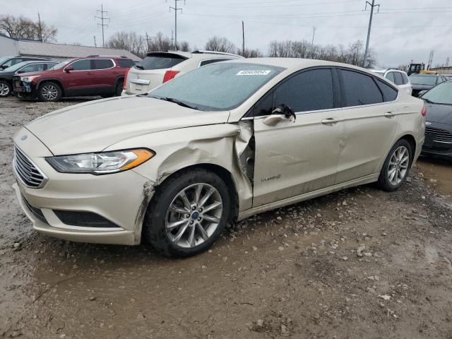 Седани FORD FUSION 2017 Золотий