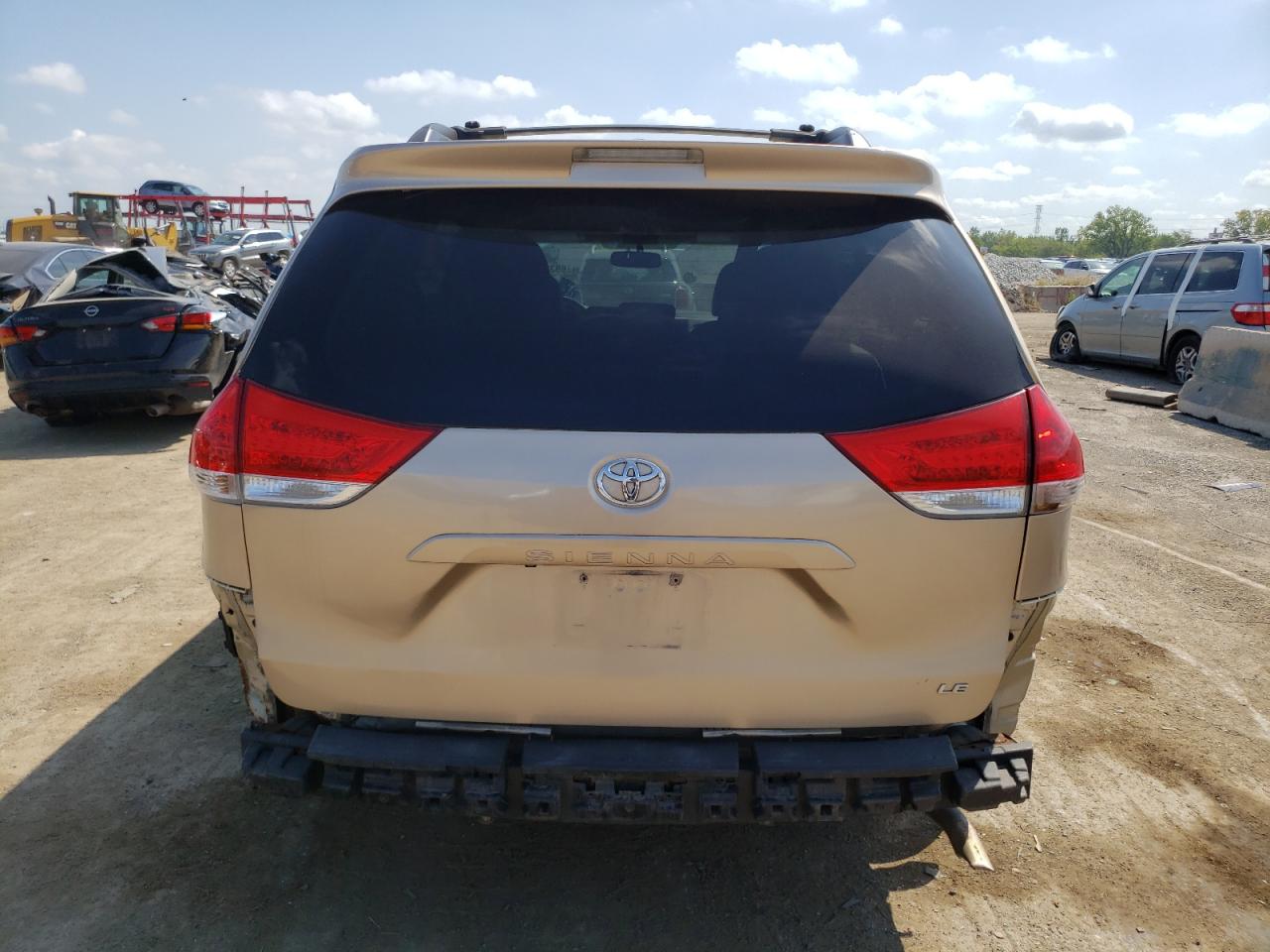 5TDKK3DC3CS209789 2012 Toyota Sienna Le