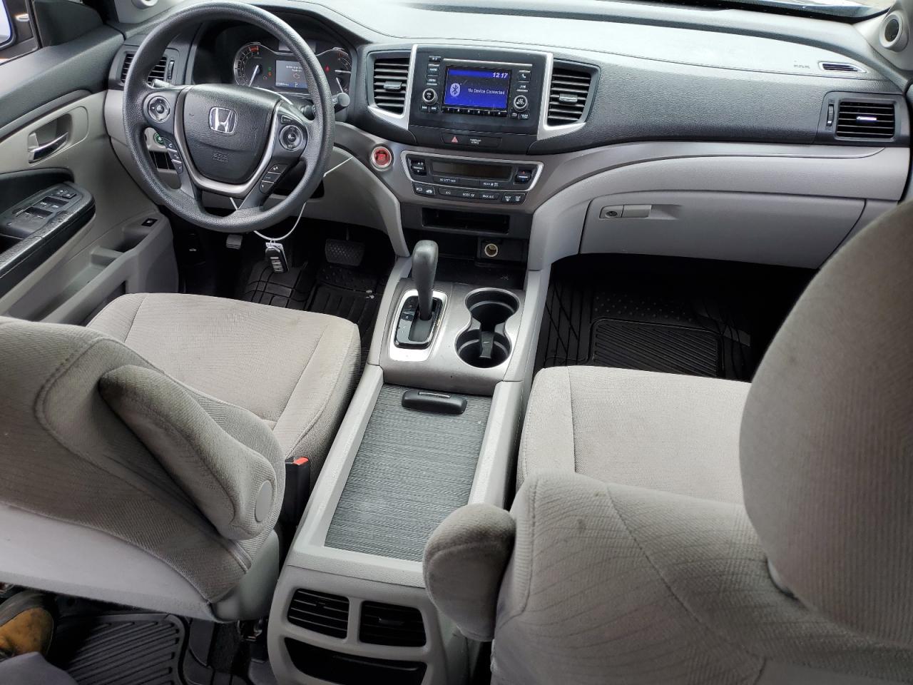 2017 Honda Pilot Lx VIN: 5FNYF6H15HB103929 Lot: 65455874