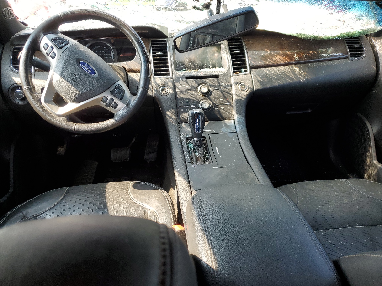 1FAHP2F86FG160252 2015 Ford Taurus Limited