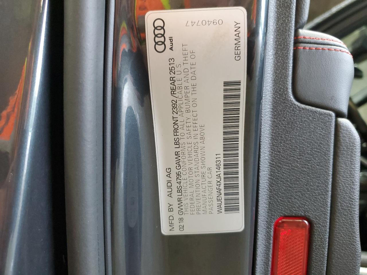 2018 Audi A4 Premium Plus VIN: WAUENAF4XJA146311 Lot: 65785904