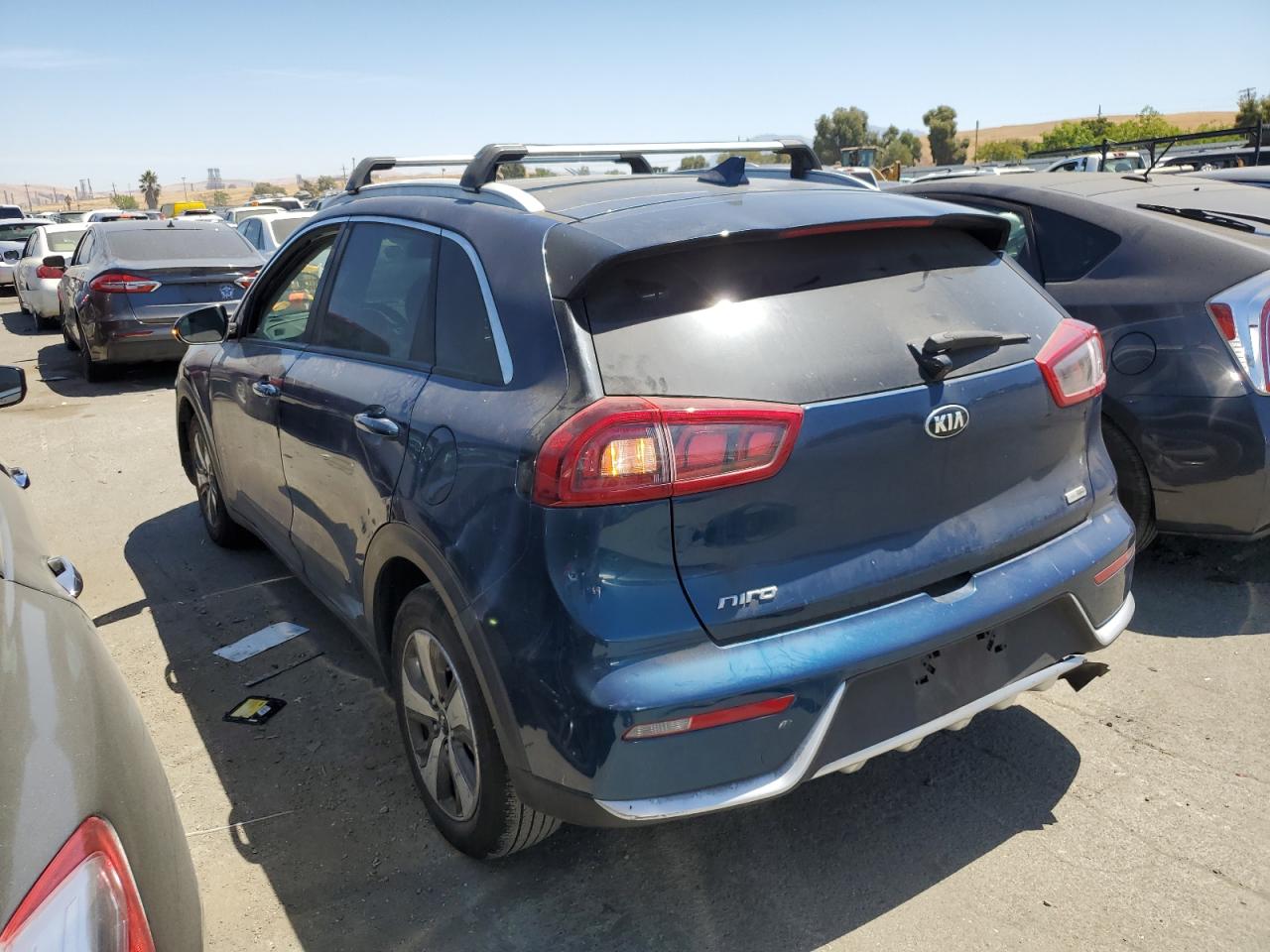 2018 Kia Niro Ex VIN: KNDCC3LC8J5128017 Lot: 66971134