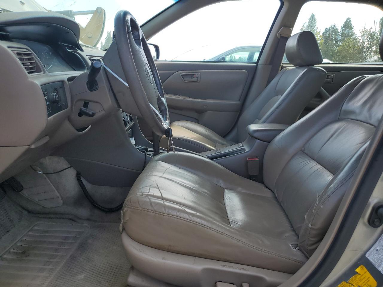 1999 Toyota Camry Le VIN: JT2BF28K6X0149623 Lot: 68840364