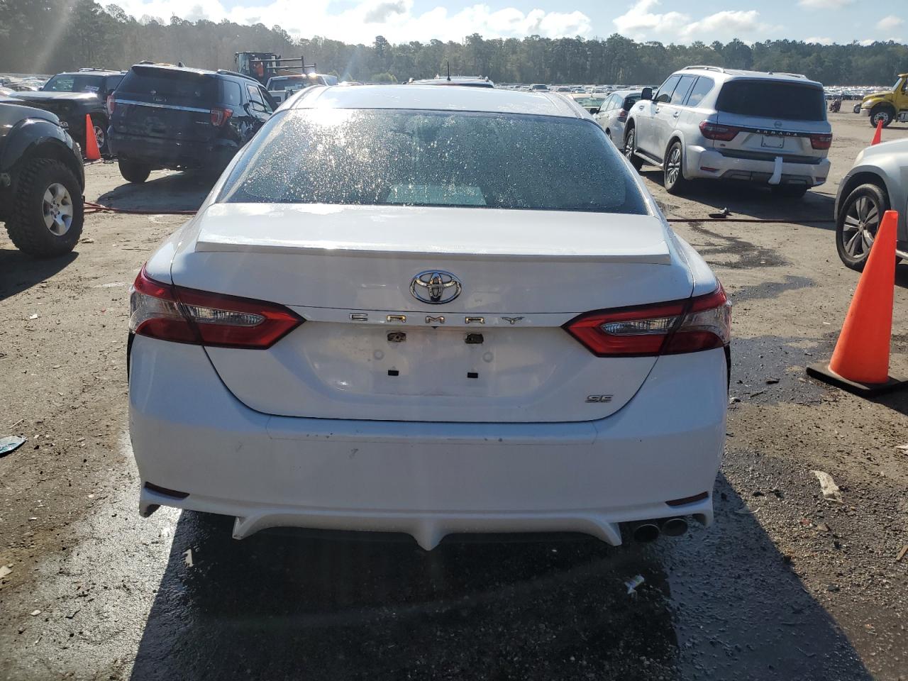 4T1B11HK7JU594660 2018 Toyota Camry L