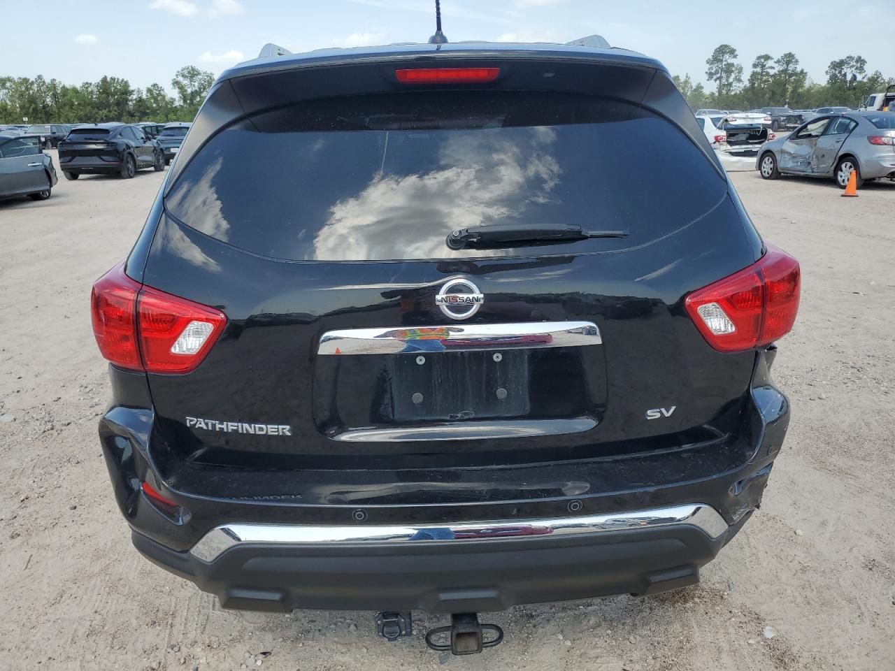 2017 Nissan Pathfinder S VIN: 5N1DR2MN5HC671775 Lot: 65806614