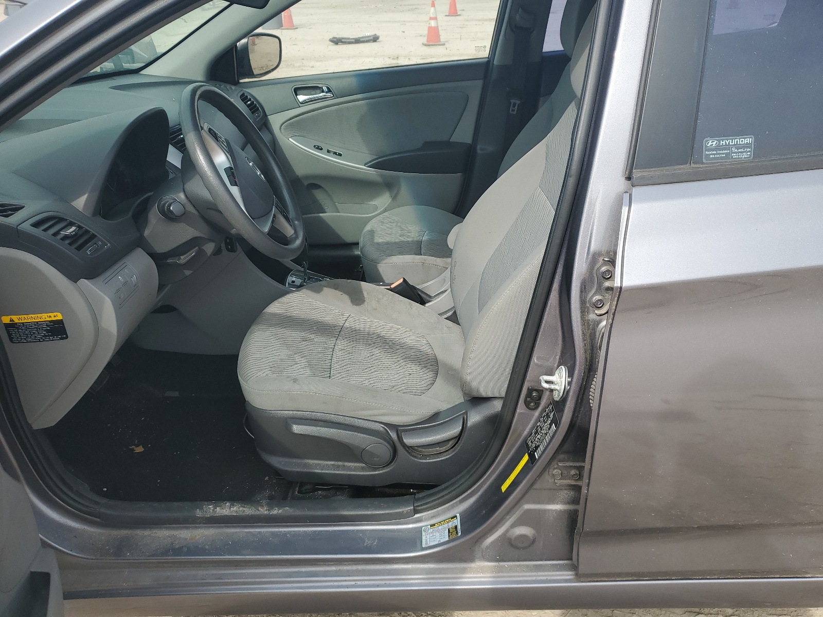 KMHCU4AE4EU603628 2014 Hyundai Accent Gls
