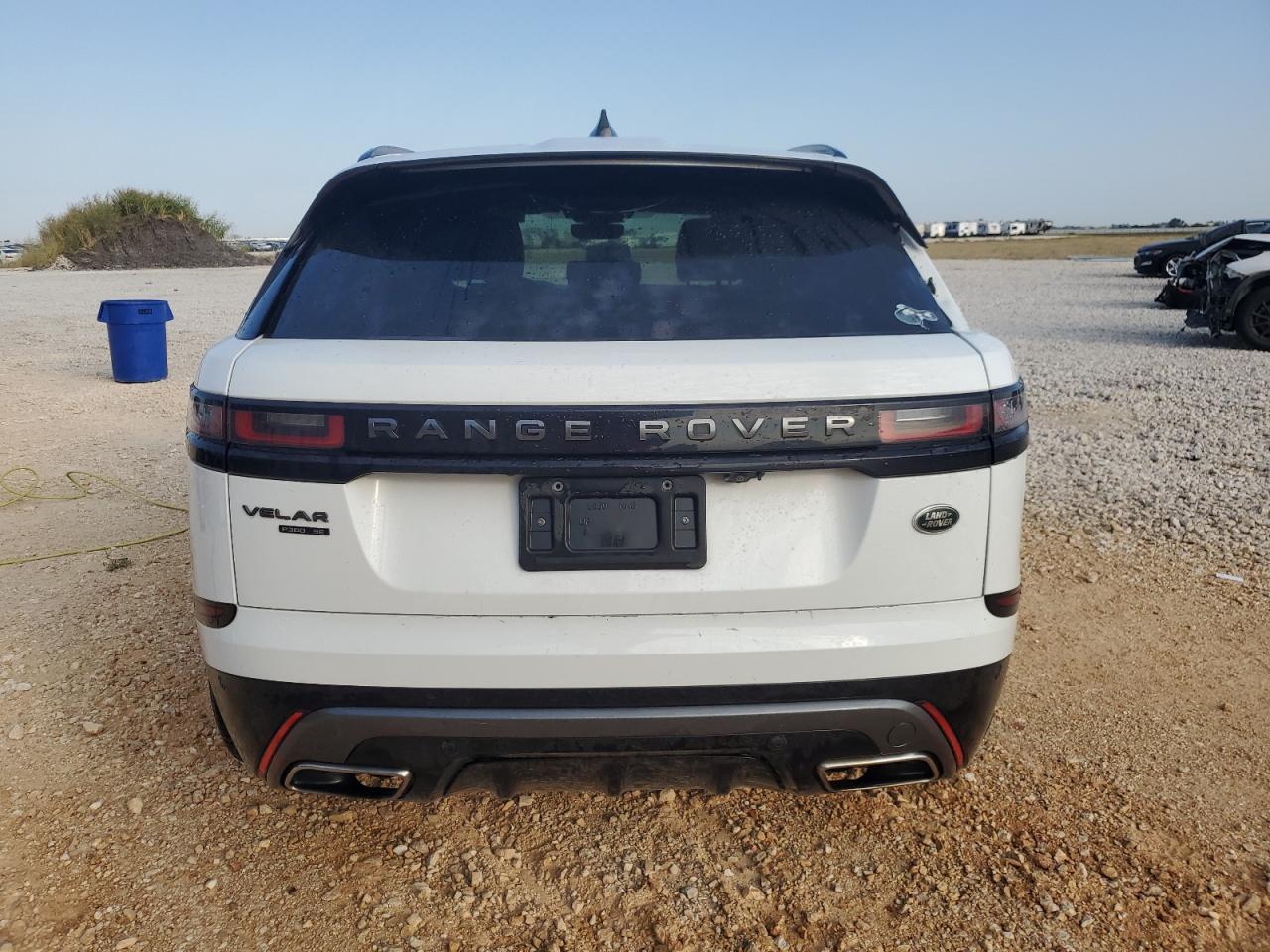 SALYL2RV8JA746043 2018 Land Rover Range Rover Velar R-Dynamic Se