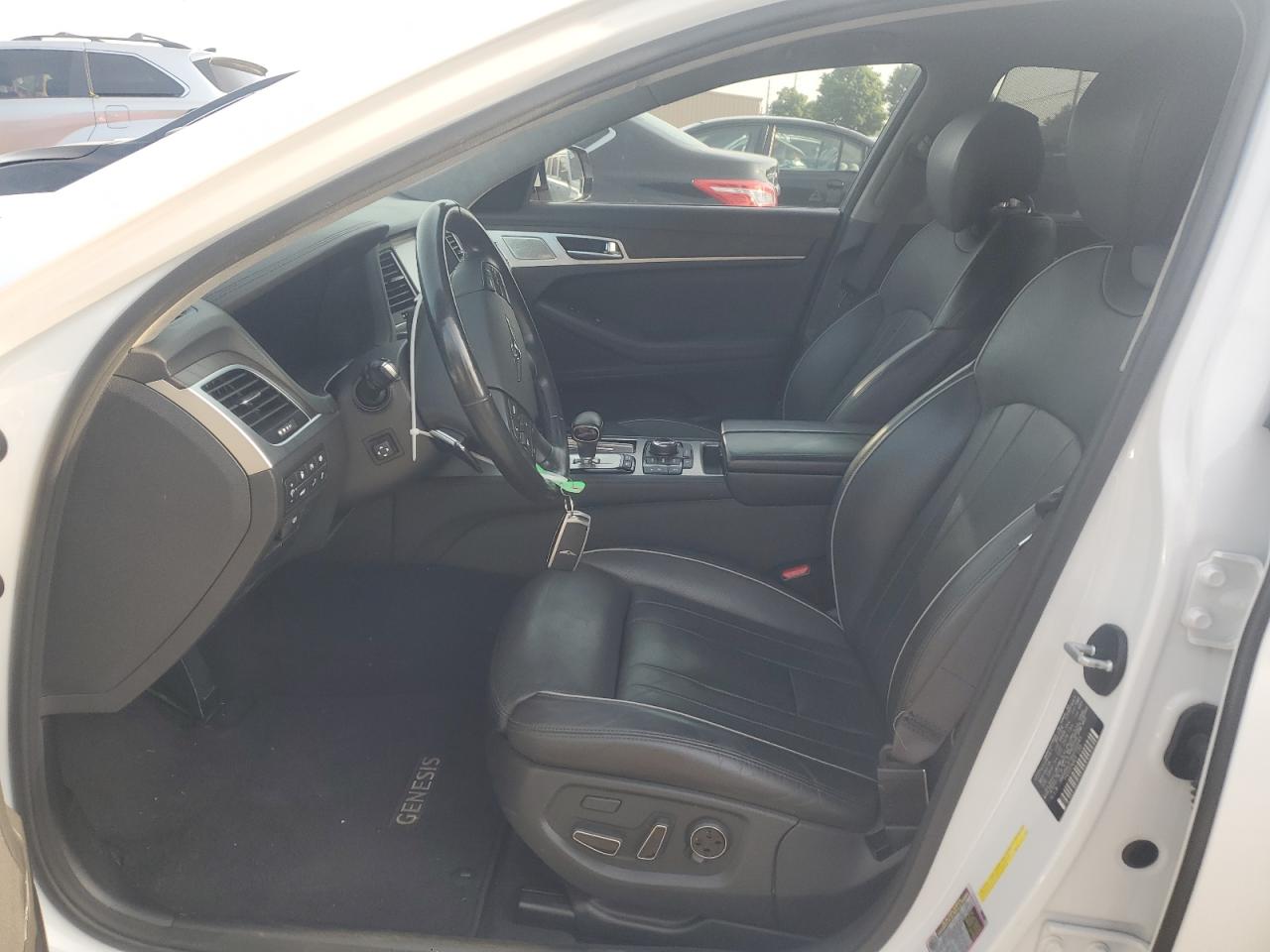 KMHGN4JF9KU290045 2019 Genesis G80 Base