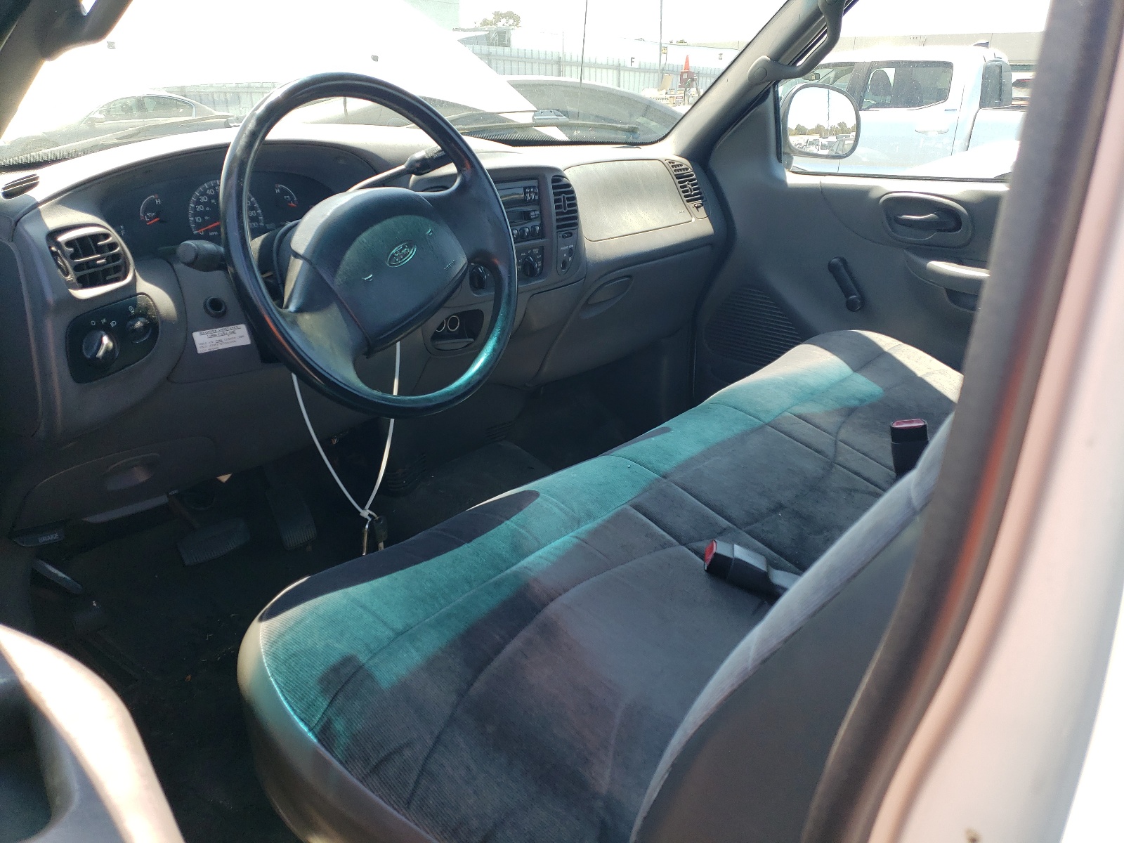 1FTRF17W31NA10760 2001 Ford F150