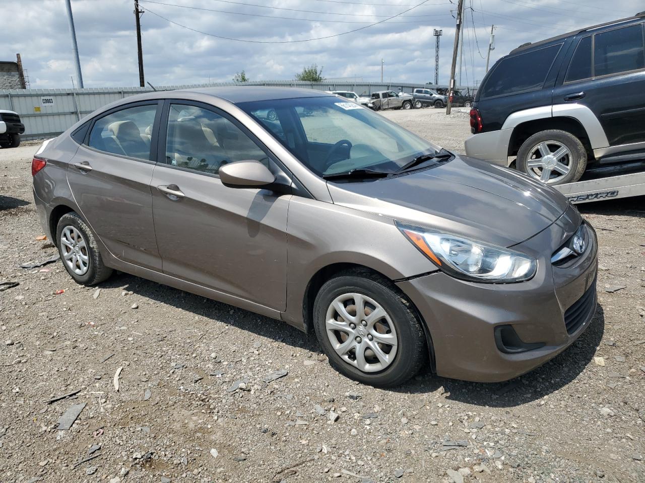 KMHCT4AE5EU637807 2014 Hyundai Accent Gls