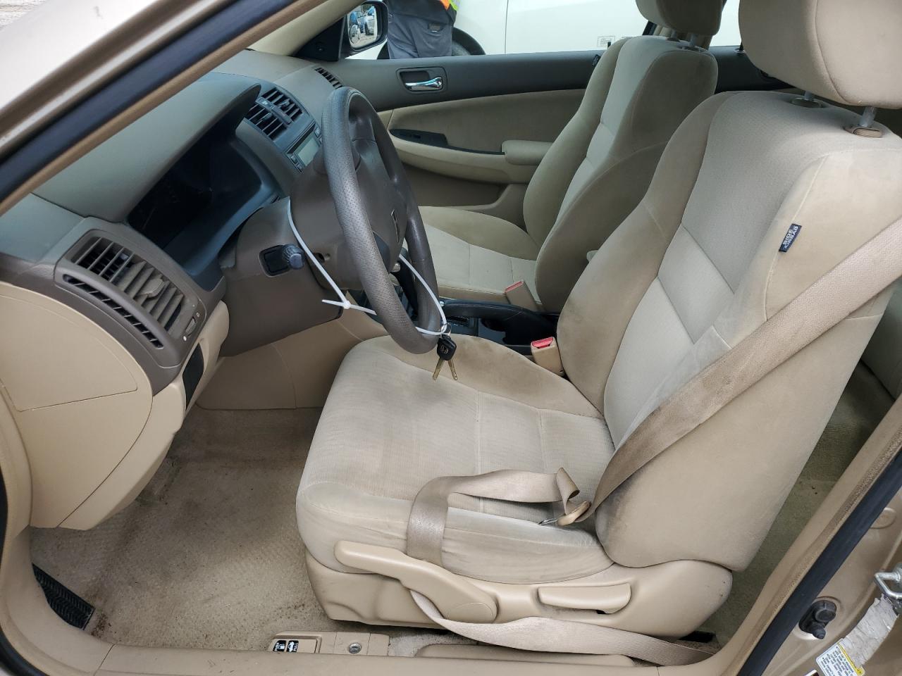 2005 Honda Accord Dx VIN: 1HGCM56145A179144 Lot: 66325174