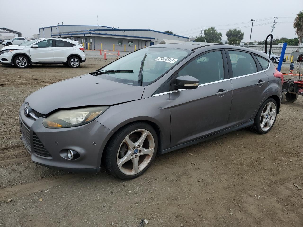 VIN 1FADP3N26DL184704 2013 FORD FOCUS no.1