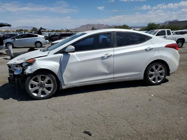 Sedans HYUNDAI ELANTRA 2013 Biały