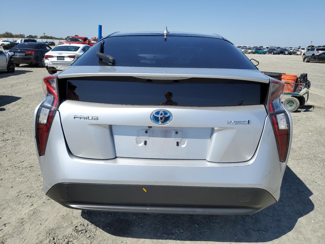 JTDKBRFU3H3039726 2017 Toyota Prius